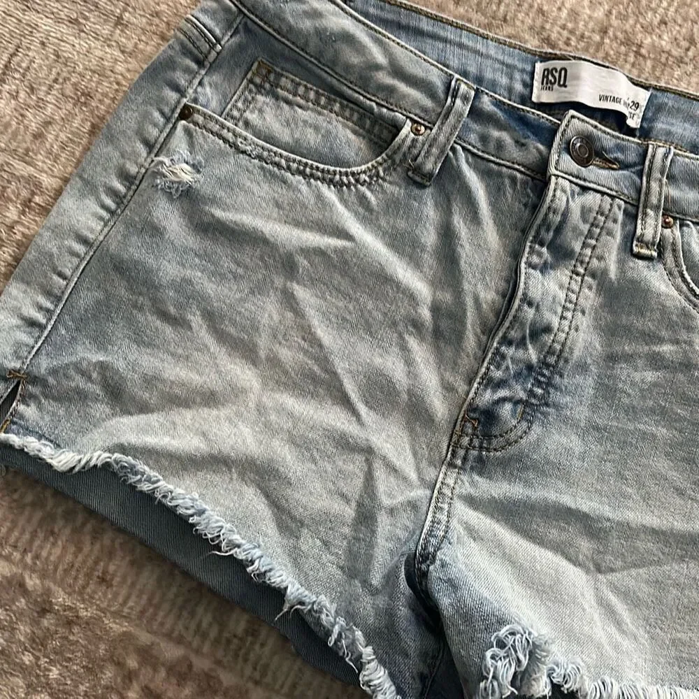RSQ size 9 Light denim SHORTS Jean shorts